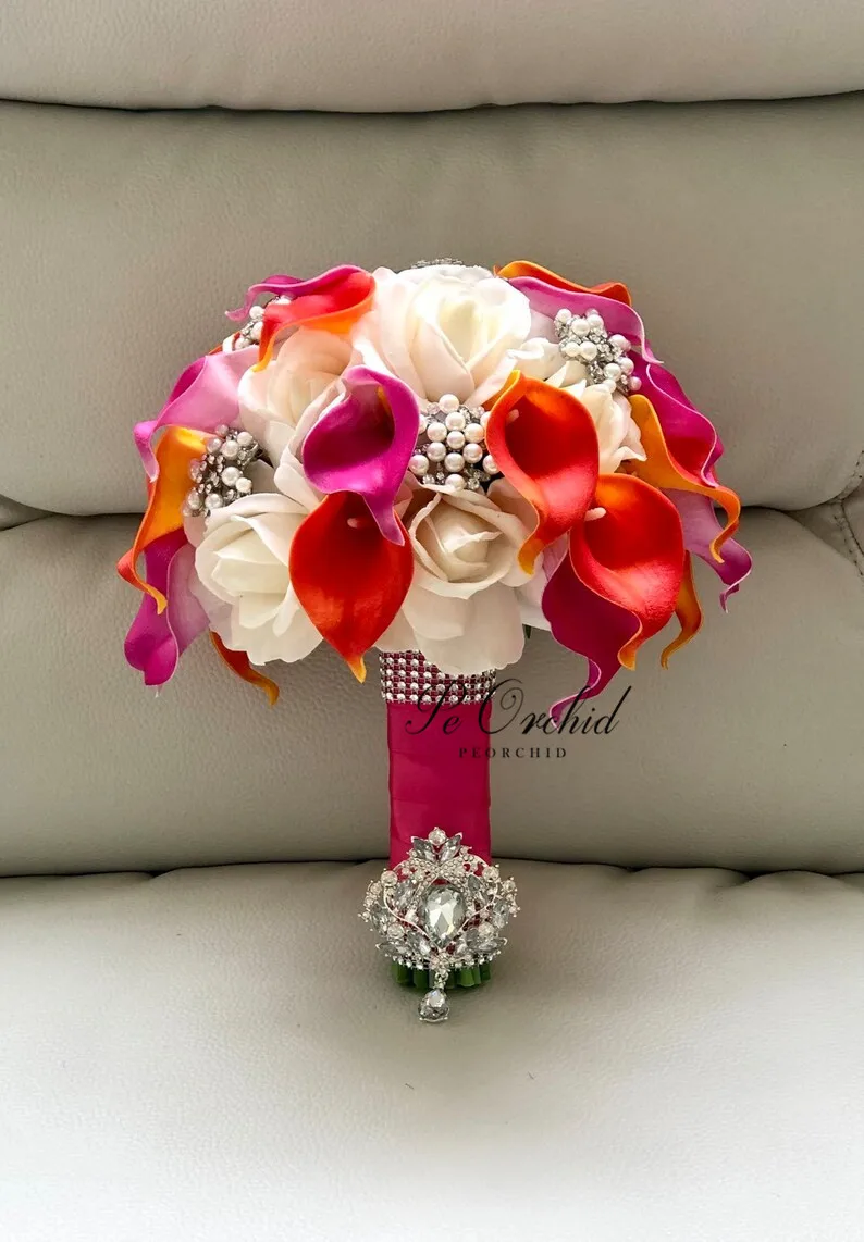 PEORCHID Luxe Hot Pink & Oranje Calla Lelie Bruidsboeket Rozen Kunstmatige Bling Crystal Bruids Nep Bloemen Broche Boeket