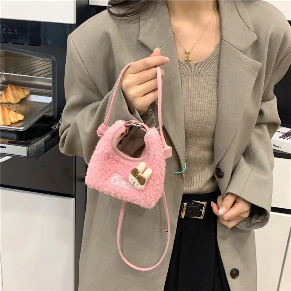 

Креативная милая сумка через плечо из овечьей шерсти, пушистая сумка с кроликом, легкая сумка на плечо, мини-сумка на плечо для женщин