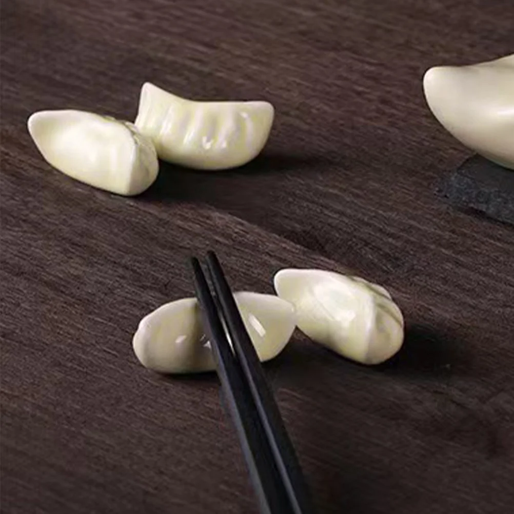 

8Pcs Ceramic Dumpling Shape Chopstick Holders Table Chopstick Rest Cute Utensil Holder Home Hotel Restaurant Easy to Clean