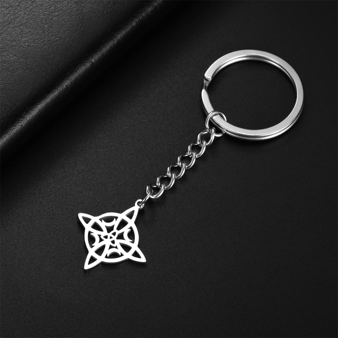 EUEAVAN Vintage Celtic Knot Pendant Keychain Unisex Stainless Steel  Charm Witch Knot Moon Key Ring Couple Jewelry Gift