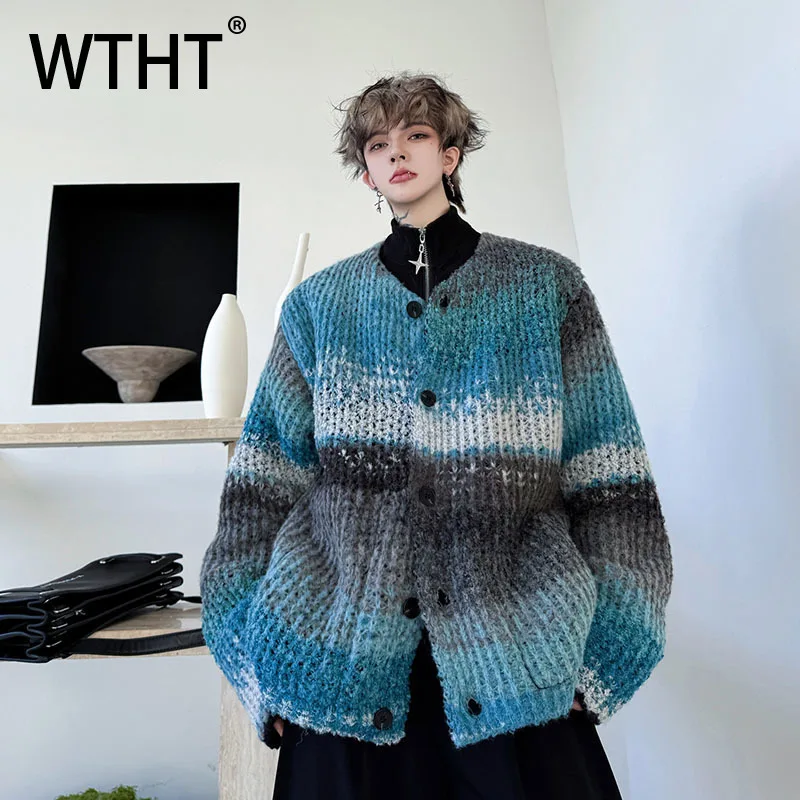 

WTHT модный осенний мужской свободный вязаный свитер контрастного цвета 2024, модные новые однобортные пальто с v-образным вырезом, мужские 2A2077