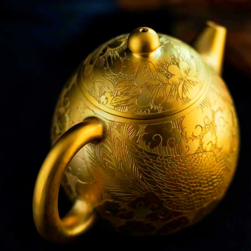 |pure gold gilded dragon egg Xishi teapot Yixing raw ore sinking carved dragon and Phoenix all manual purple sand pot