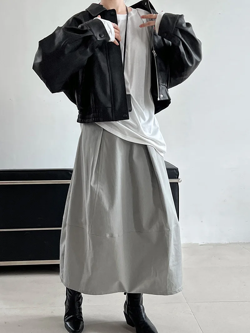 Chaqueta de cuero estilo Hong Kong para mujer, chaqueta de cuero de PU corta holgada para motocicleta, chaqueta de cuero superior, otoño 2025