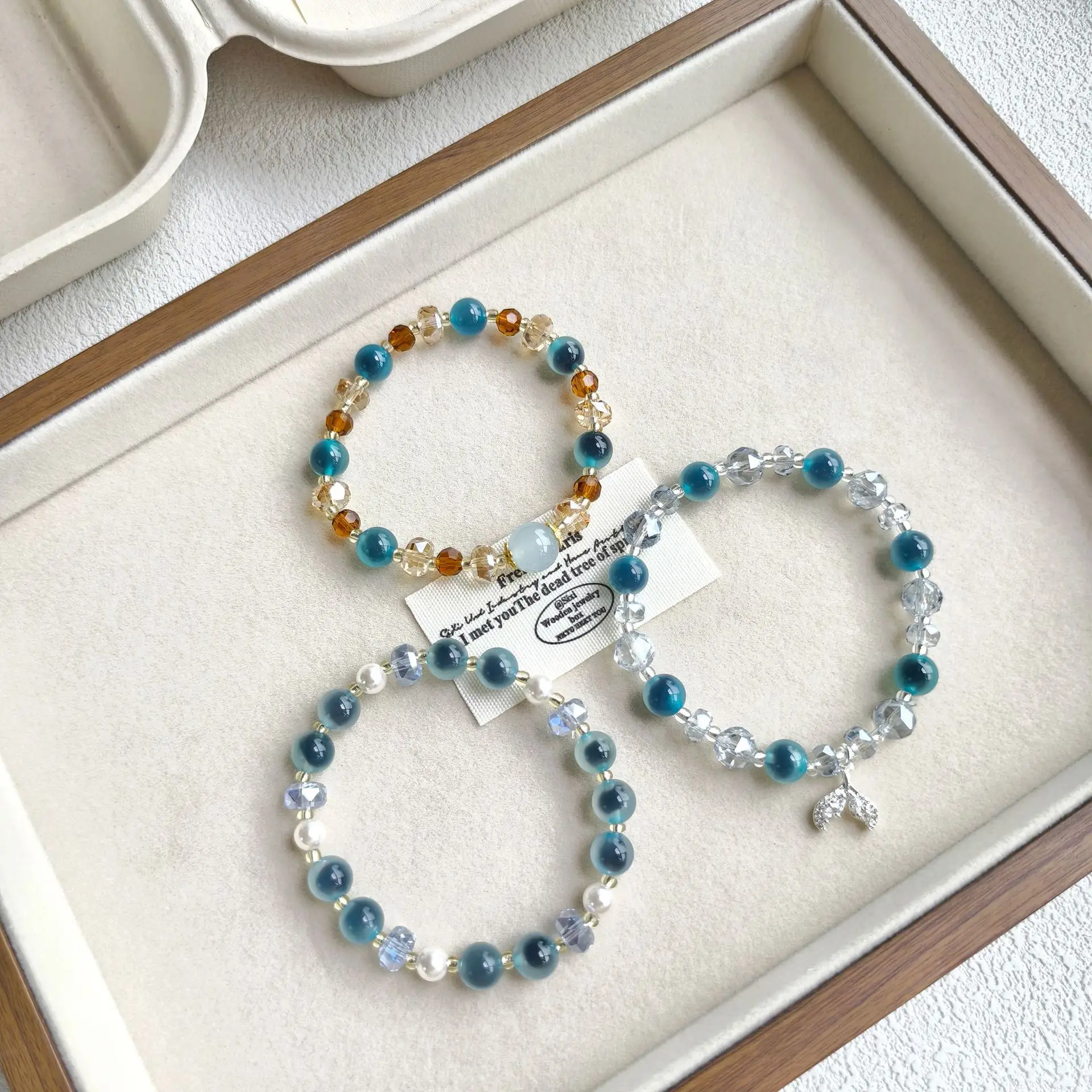 Women Boho Sugar Heart Agate Beaded Stretch Bracelet Single Strand Wristband with Mermaid Tail Charm Ethnic Fashion Jewelry