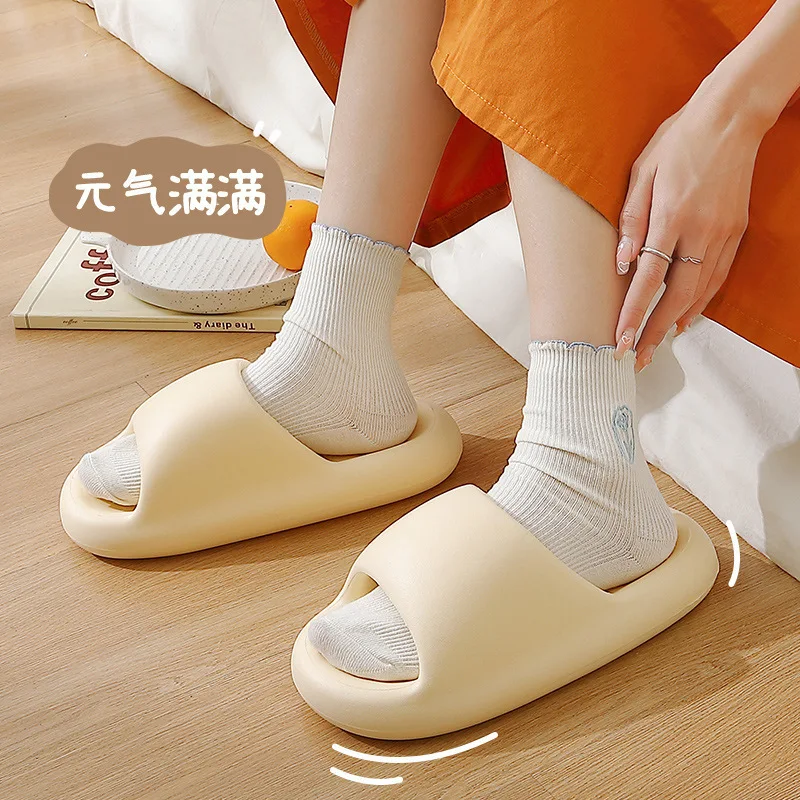 

Bread Slippers For Women 2024 Summer Fashion Wear Thick Soles For Home Indoor Bathroom Anti-skid Sandals Flip Flops