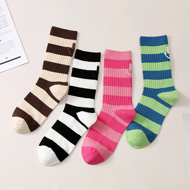 

Fashion Socks Women Korea Style Harajuku Glue Smiley Street Sport Cotton Stripes Casual Skateboard Mid-tube Sock For Girls Gift