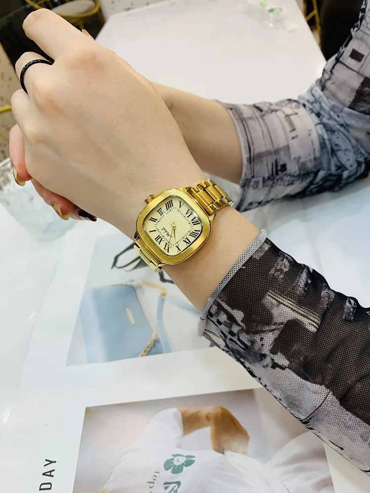 New Women'S Watch, Simple And Retro Design Stylish And Sophisticated High-Quality Timepiece For Women.  Watches And Accessories.