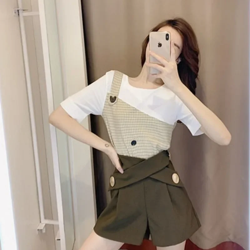 Plaid Female Shorts Two-piece Women\'s Short Sets 2 Pieces Summer Fashion 2024 Complete Kit New Coordinated Korean Style Products