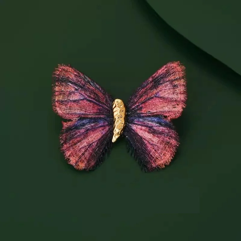 New Gradient Embroidered Butterfly Chest Flower Vintage Brooch For Women Unisex Exquisite Clothing Bag Accessories Pins Jewelry