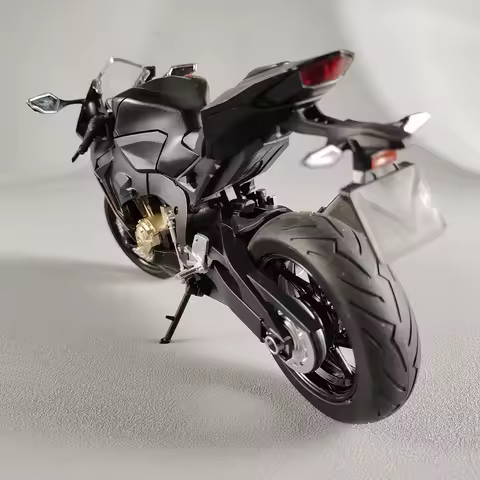 1:9 Honda CBR 1000RR Motorcycle Racing Alloy Diecast Model Motorcycle Light Collection Trendy Adult Home Toys Ornaments Gift Boy