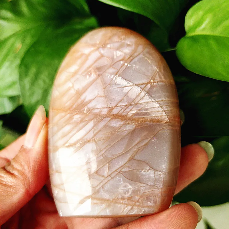 

Natural Stone Orange Moonstone With The Type Of torch Ornaments Witchcraft Spirit Meditation Feng Shui Crystal Room Decoration