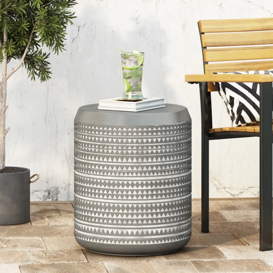 

Outdoor LightWeight Concrete Side Table