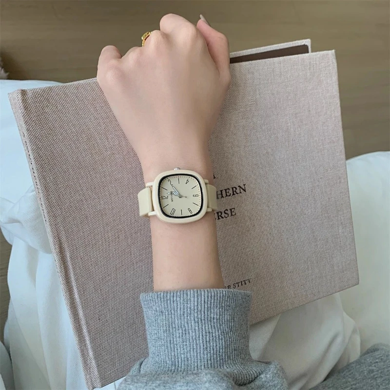 Новые модные женские часы, силиконовые кварцевые наручные часы для женщин, рождественский подарок, часы для студентов на День святого Валентина, Reloj Mujer