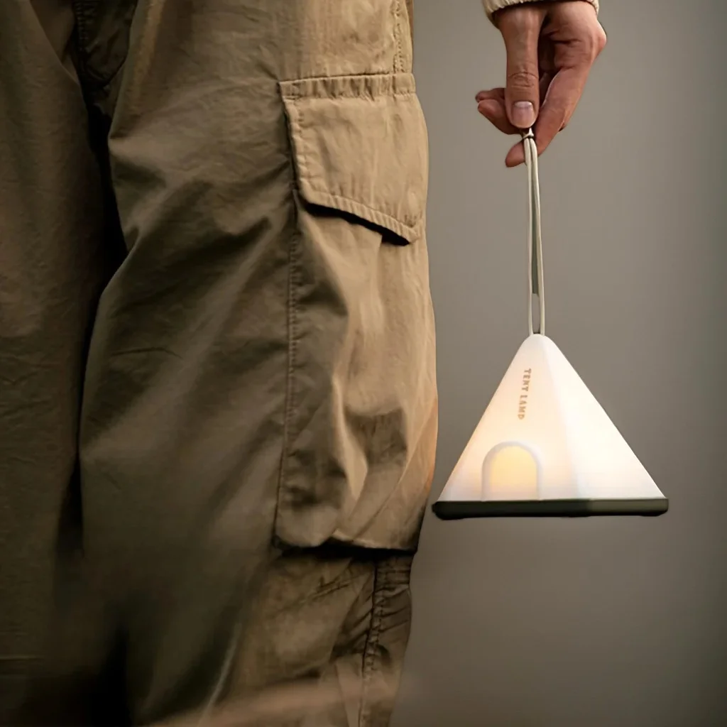 

Многофункциональная аварийная лампа — перезаряжаемый через USB уличный спасательный фонарь с источником питания