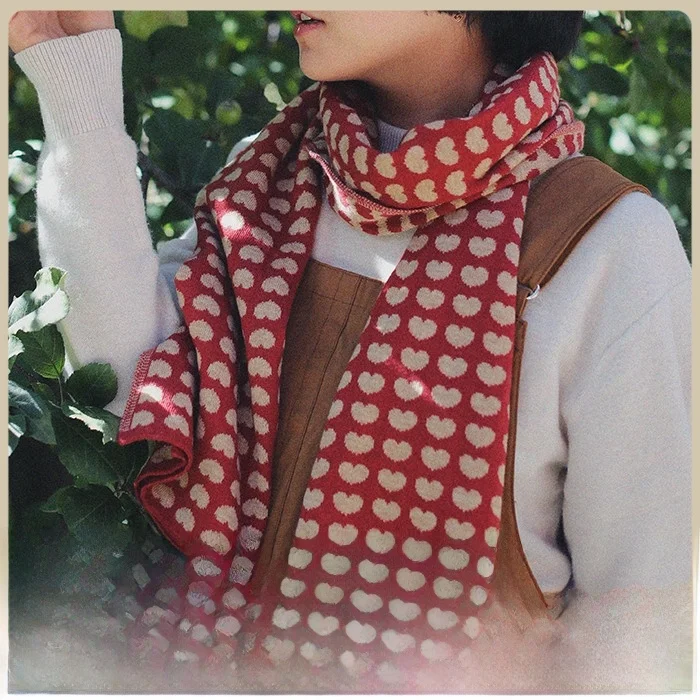 

Теплый вязаный шарф с узором в виде сердец для пар, хлопковый, зимний аксессуар в ретро-стиле, оригинальный дизайн для новогодних настроений