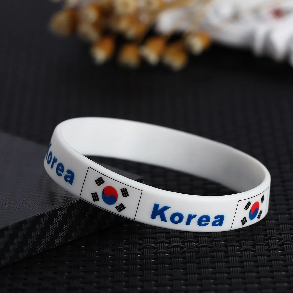 6PCS Silicone Country Flag Wristbands for Sports Fans – Soft, Comfortable & Stylish Football Match Accessories