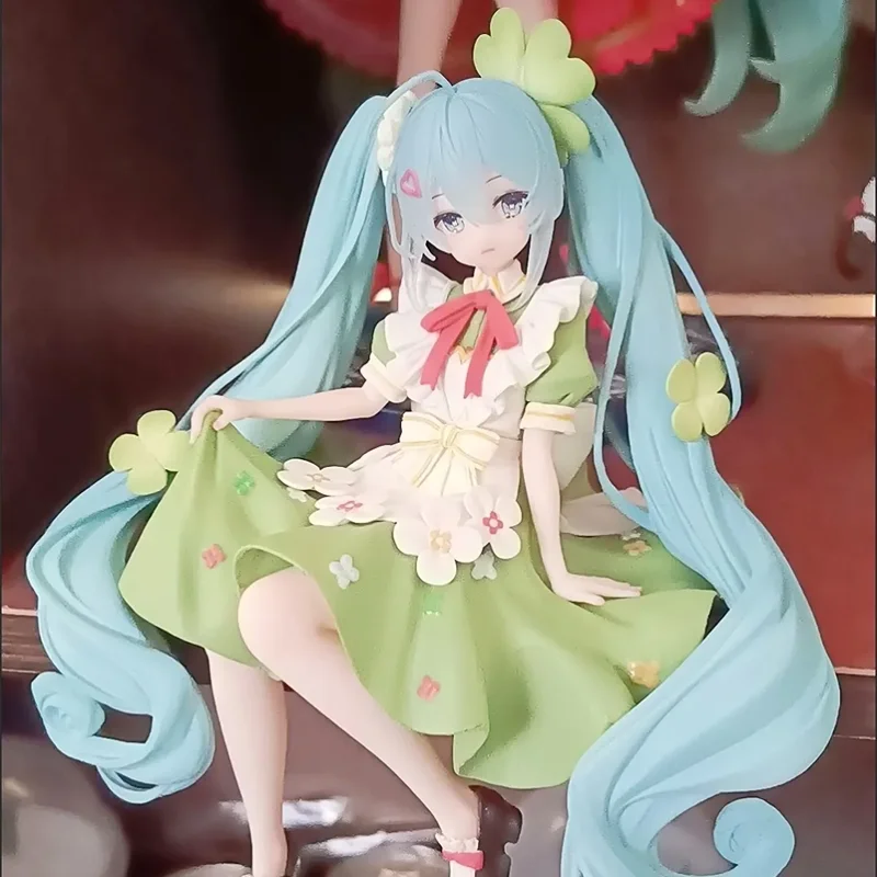 アニメ Gk 四つ葉のクローバーの花妖精初音美少女アニメフィギュアモデル装飾品コンピュータケース装飾トレンディなおもちゃギフト