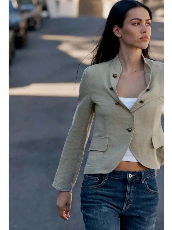 

Rustic Style Long Sleeve Metal Button Flip Cover Pocket Decorated Suit Jacket for Women Spring Summer Fashion Casual Wear