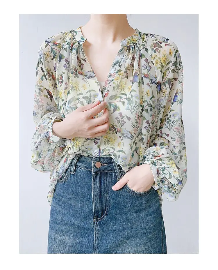 French Floral Chiffon Fashionable Shirt for Women in Summer New Sun Protection Loose Design Niche Commuter Top