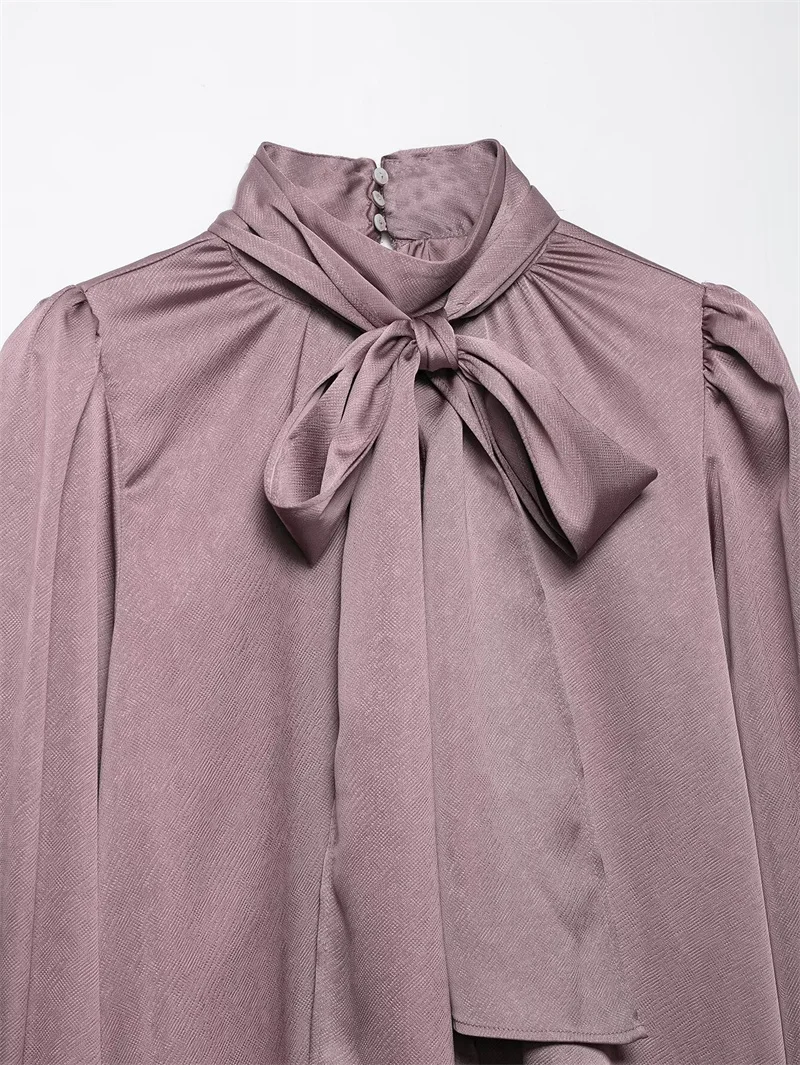 2025 الخريف قميص نسائي نمط جديد الأرجواني طويلة الأكمام عالية الرقبة قميص مع ربطة القوس فيونكة التفاصيل في نسيج الساتان أنيقة #3