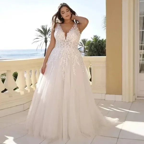 

Customized For Women V-Neck Plus Size Bride Gowns Applique Tulle Zipper A-Line Sweep Train Robe De Mariage