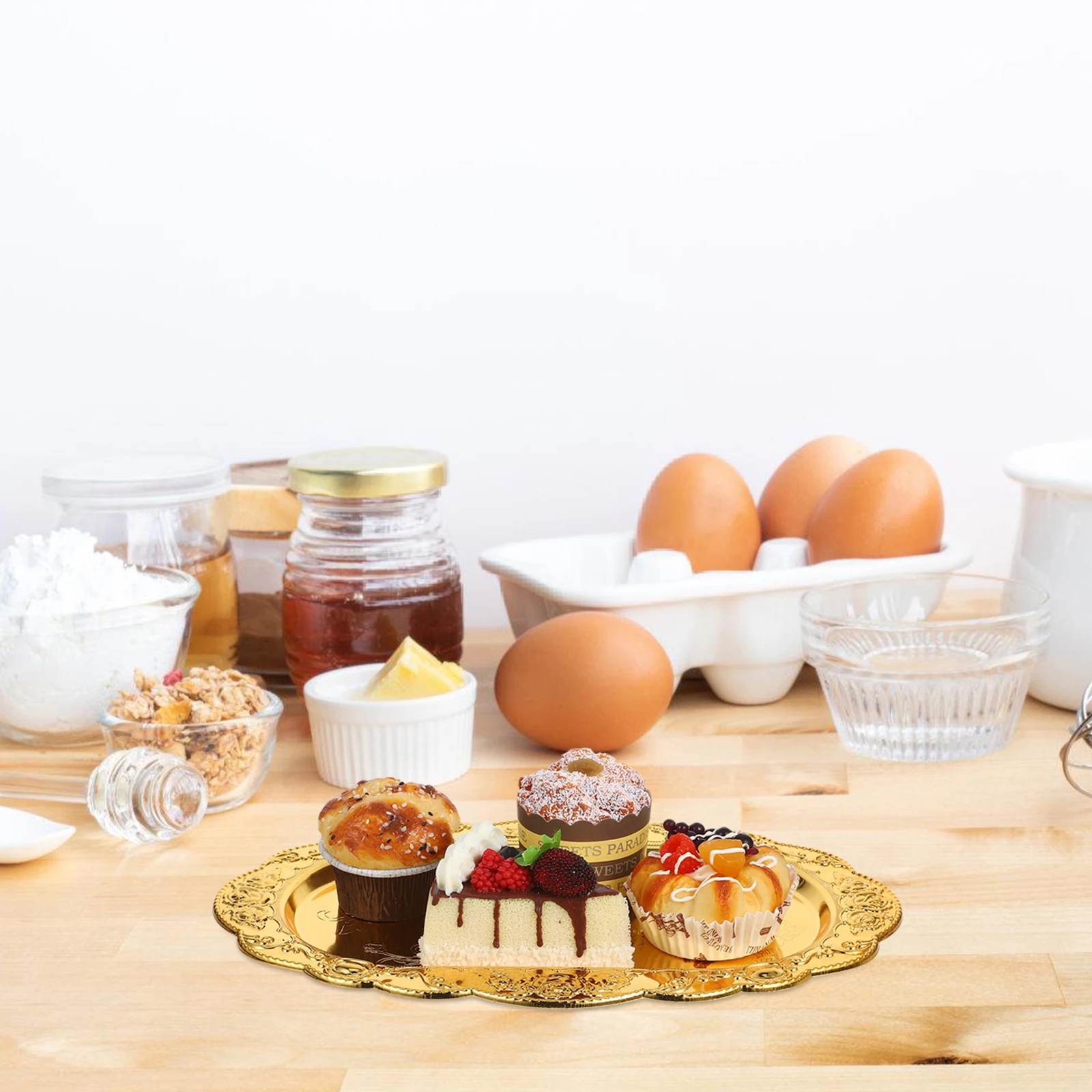 

Golden Jewelry European Plate Perfume Vanity Zinc Alloy Storage Tray Elegant Design Fine Texture Safe Reliable Reusable Longtime