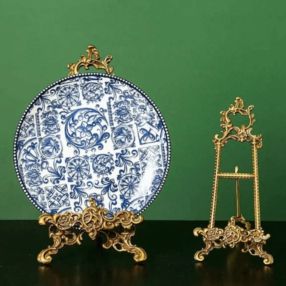 

European Style Creative Frame Bracket Elegant Metal Frame Plate Display Stand Gold Durable Plate Holder Tabletop Decoration