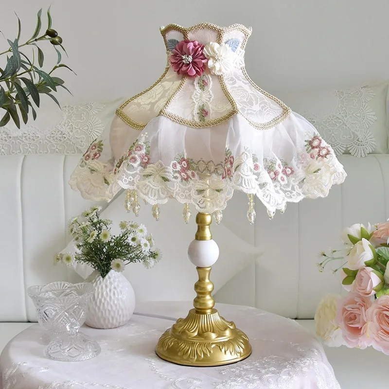 european-desk-lamp-bedroom-bedside-lamp-french-pastoral-girl-lace-girl-children-ins-princess-romantic-and-warm