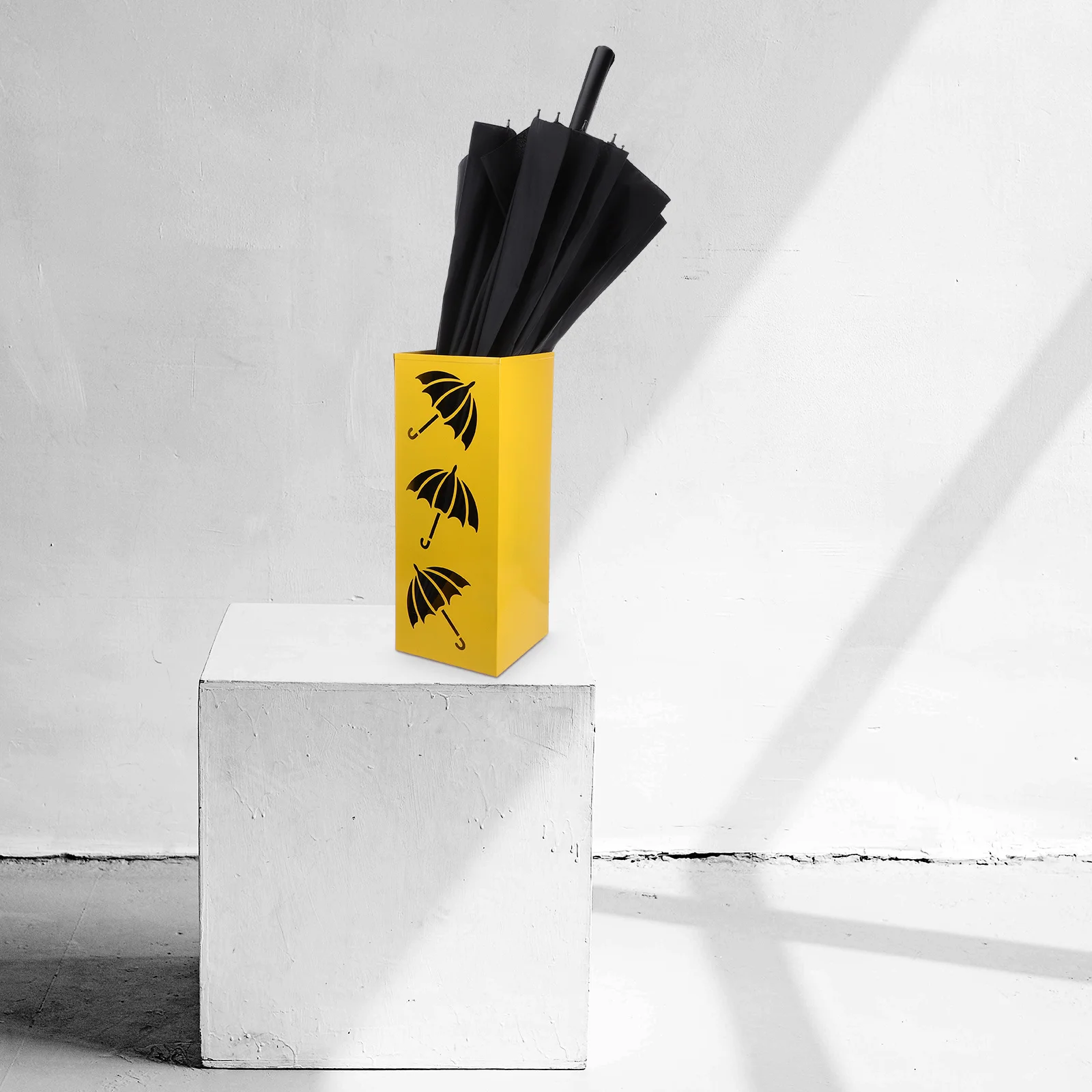 

Large Capacity Iron Umbrella Holder Metal Stand Storage Bucket Umbrella Organizer for Entryway Home Walking Stick Organizer