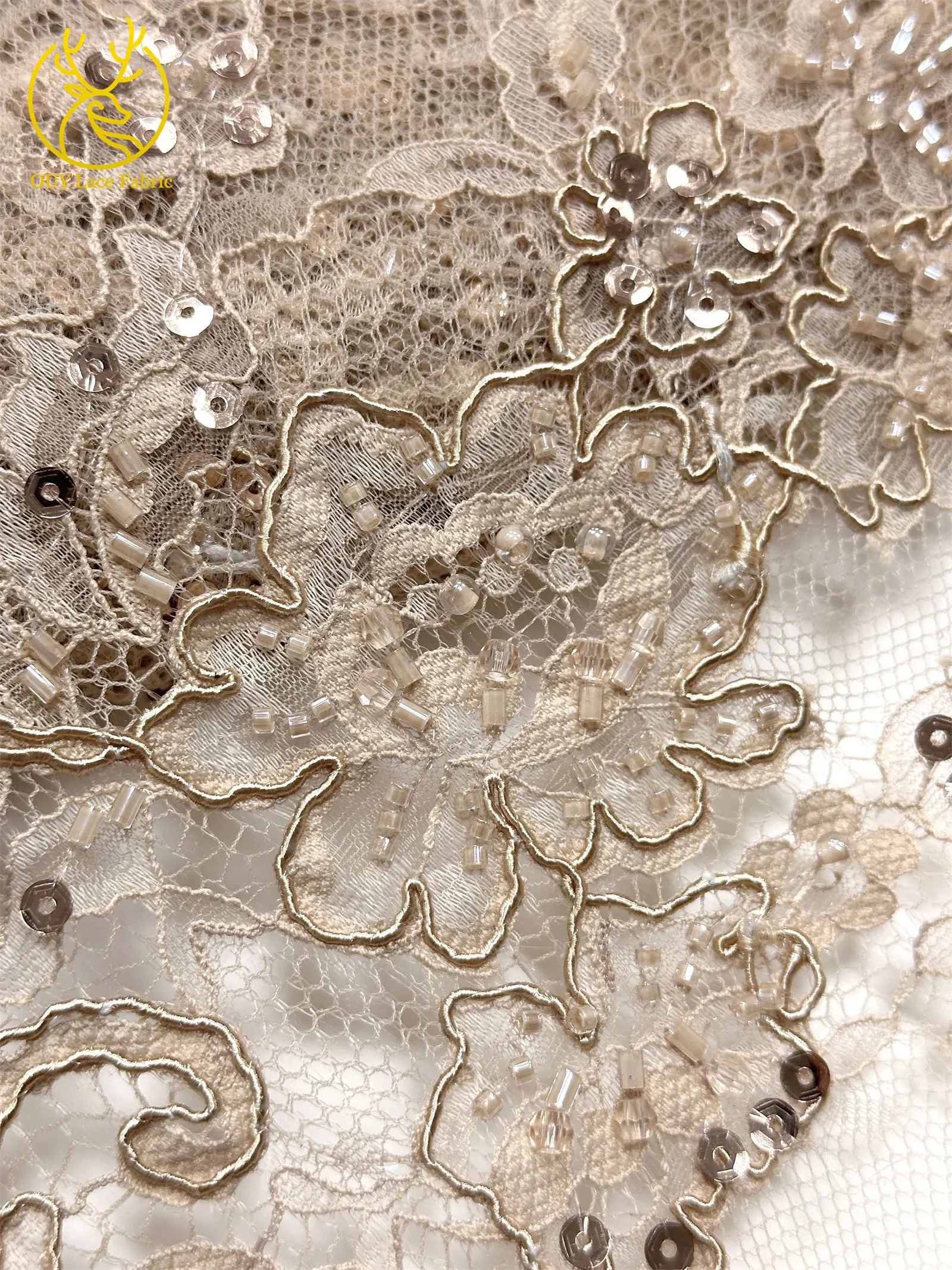 Elegante, exquisite, würdevolle, neue, modische, handgefertigte, perlenbesetzte, mit Pailletten bestickte Netzspitze, vollständig mit Perlen besetzt, für Damen-Hochzeitskleider – Detail 13