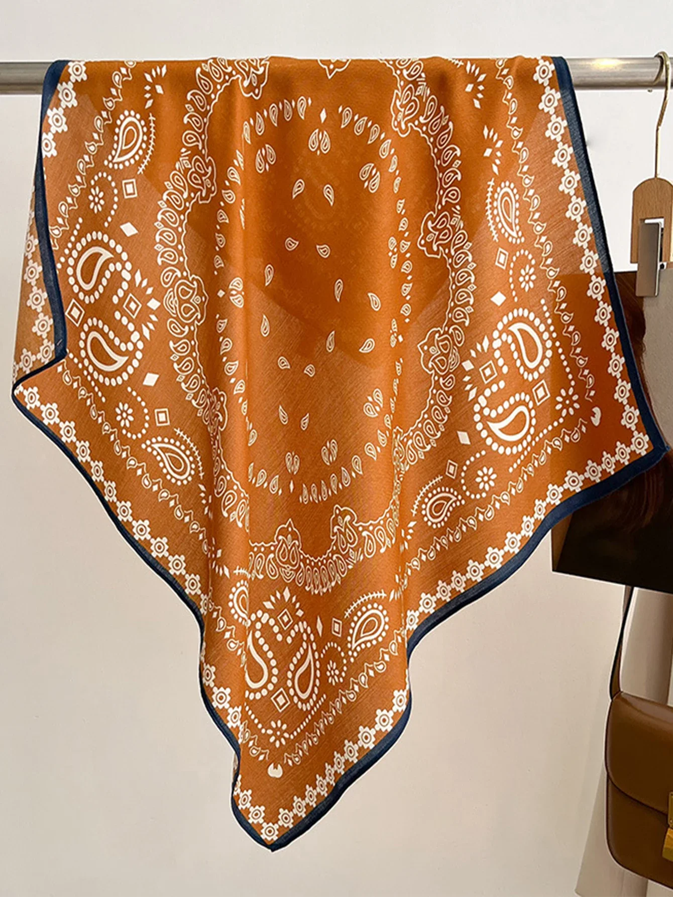 

70cm Cashew Print Square Scarf Women’s Breathable Imitation Silk Bandanna Luxury Female Neckerchief Fashion Hijab Spring/Summer