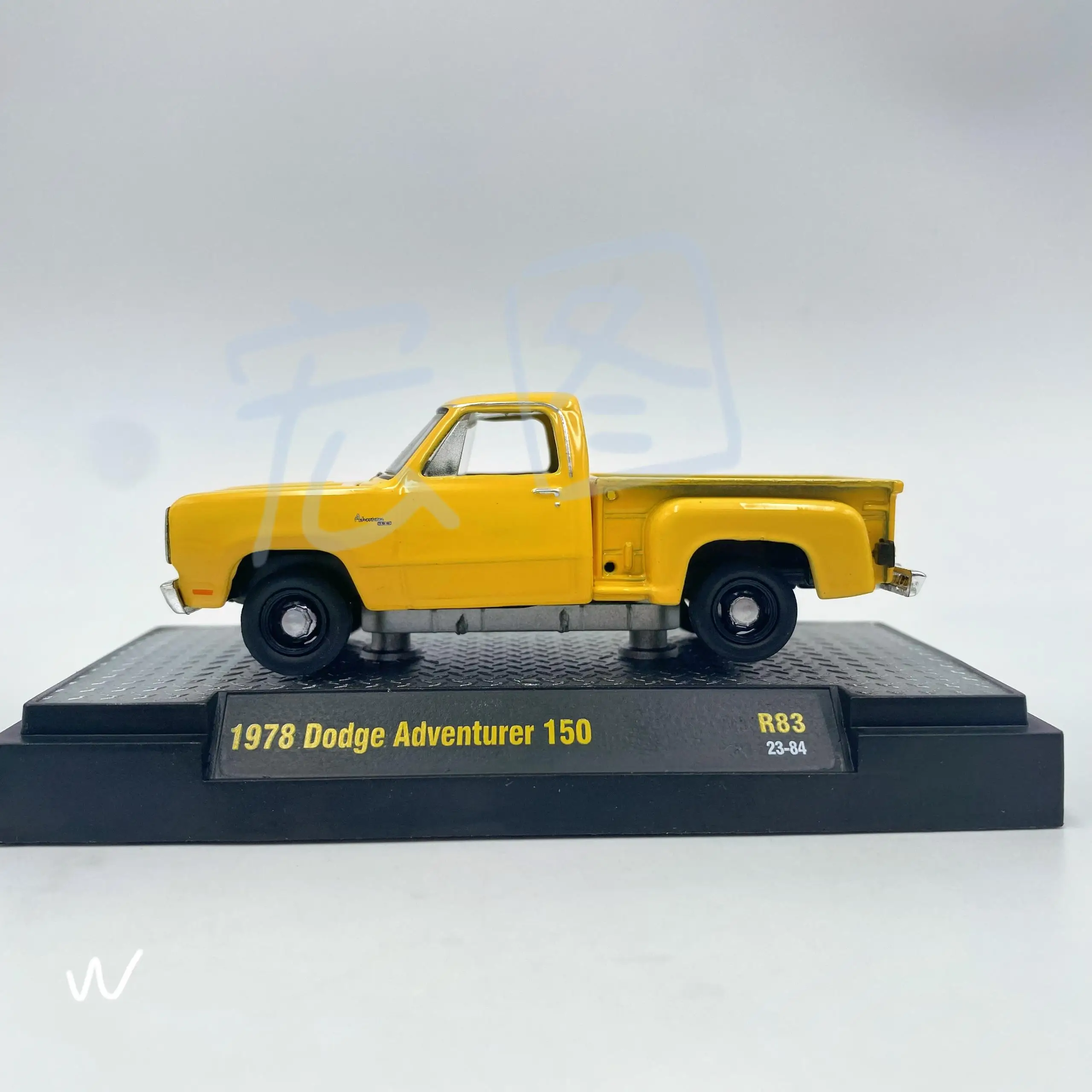 M2 machines 1/64 1978 Dodge Adventurer 150 Die-cast alloy car model collection display child gift