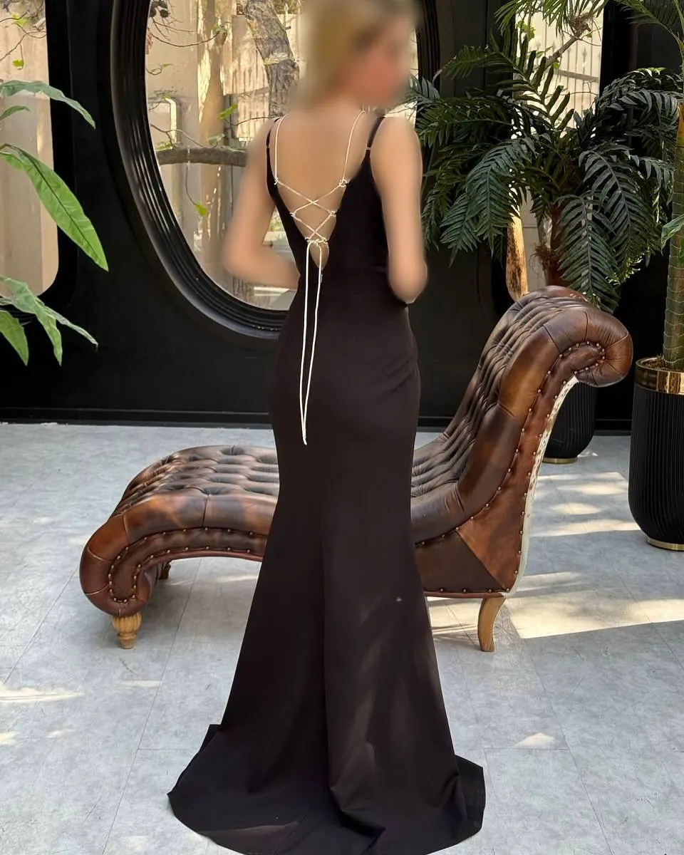 Gaun Malam Kustom Gaun Prom Tanpa Lengan Tali Spaghetti Kerah V Jersey Indah Gaun Pesta Kereta Pengadilan Putri Duyung