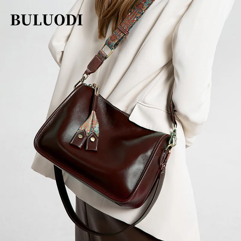 

Women's new leather pillow bag women's luxury designer shoulder bags elegant and stylish large capacity shoulder bag