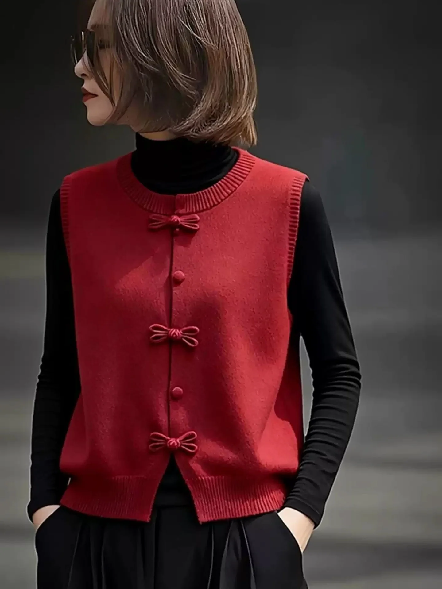 Korean Style Red Knitted Vest Single Button Design Versatile Base Shirt Simple Winter Fashionable Red Color Commute Style