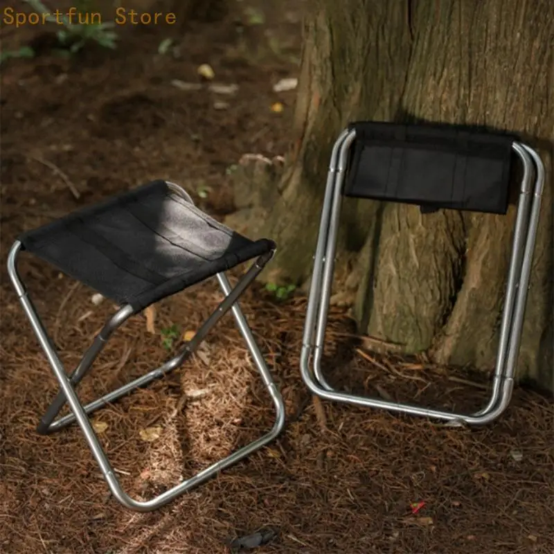 

Convenience Folding Stool Little Fishing Chair Light weights Portable Camping Stool X7JD