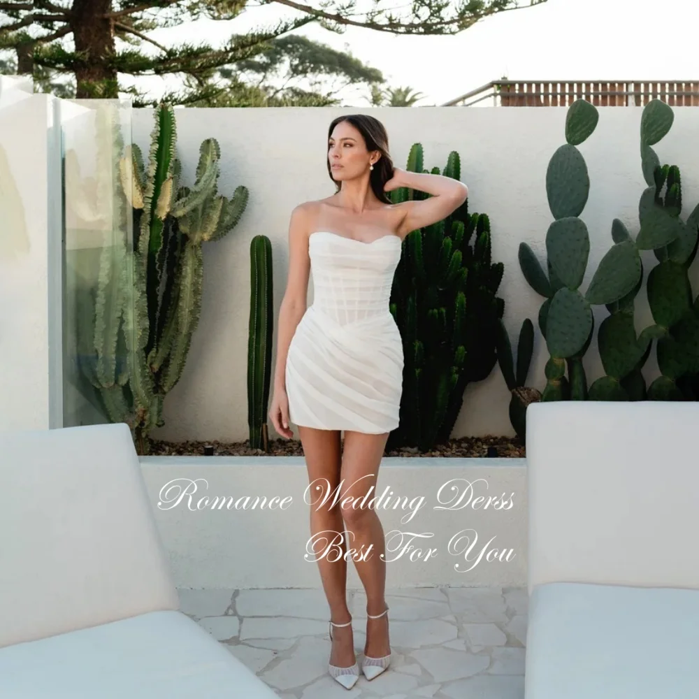 シンプルなプリーツチュールストラップレスショートシースウェディングドレスオープンバックノースリーブ膝上ブライダルドレス Vestidos De Novia カスタマイズ