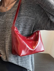 Red Patent Leather Underarm Bag For Women Korean New Glossy Single Shoulder Bag Solid Color Simple Wedding Bride Handbag