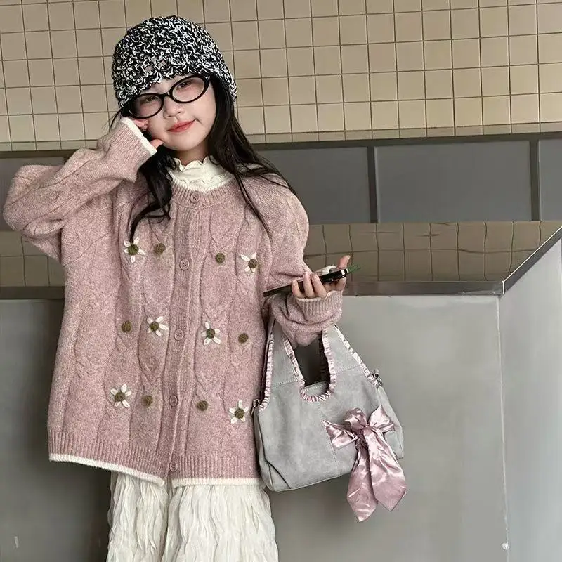 

Girls' Sweater Jacket Spring and Autumn 2026 New Style Girls' Super Beautiful Lazy Style Knitted Cardigan