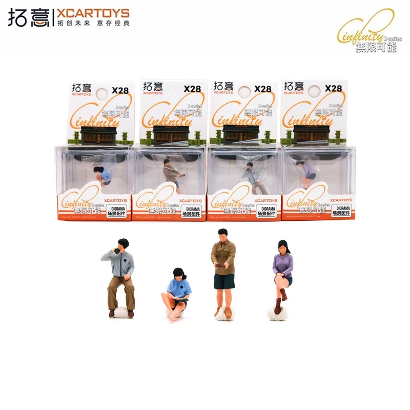 

Xcartoys 1:64 RV Life Miniature figure set model