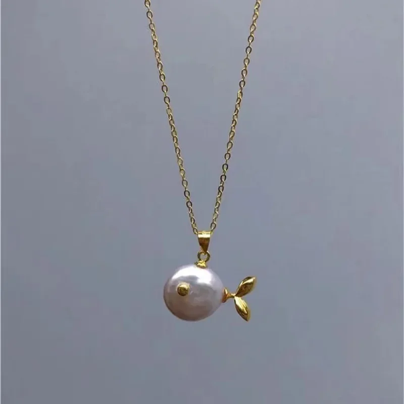 Porpoise Fish Popular Style Pearl Necklace Sweet Personalized Design Women Fish Shaped Pendant Gold Color Simple Collar Chain