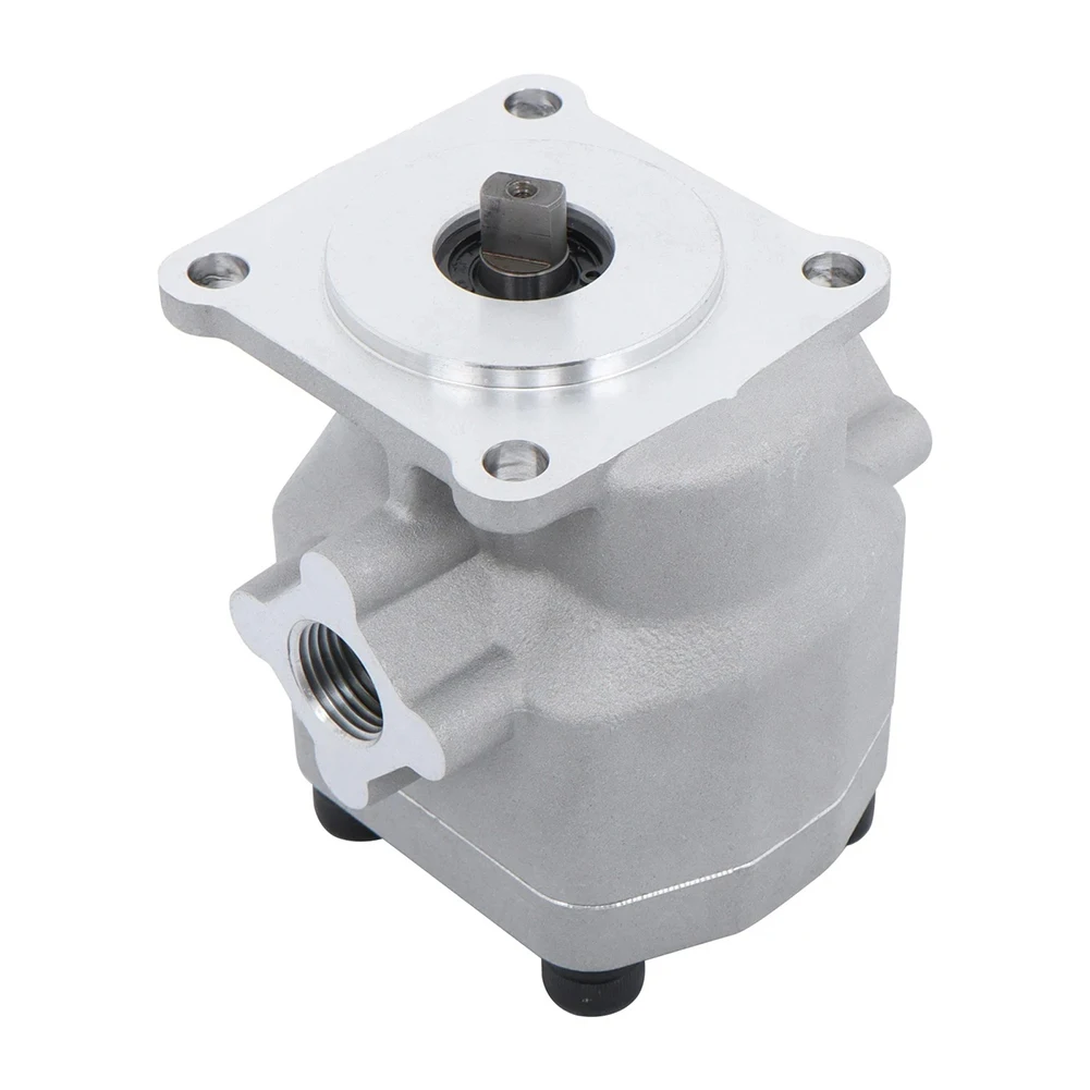 Metal Hydraulic Pump 67211 76100 67211 76102 Silver Finish for Kubota B4200D B5100D B5100E B6100D B6100E B7100D B7100HST