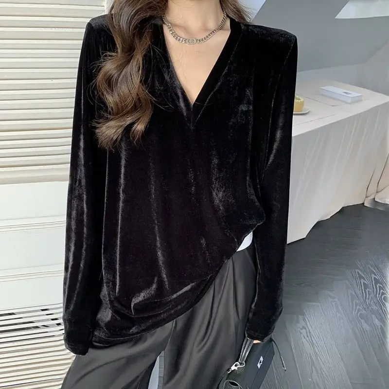 Golden Velvet V-neck Black Vintage T Shirts Spring Autumn New Long Sleeve Loose Street Casual Tops Fashion Elegant Women Clothes