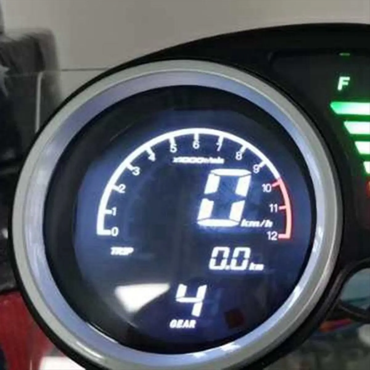 contachilometri-digitale-universale-compatibile-per-moto-display-lcd-tachimetro-indicatori-di-velocita-con-luce-notturna