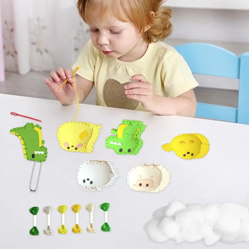 

Kid Sewing Toy Cartoon Animals Sewing Craft Kit Fun Craft Set Fine Motor Skill & Educational Toys Beginner Sewing Kit For Boys &