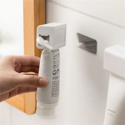 Convenient Rolling Toothpaste Squeezer Wall-mounted Magnetic Absorption Rack New Tubular Paste Stand Holder Bathroom Accessories