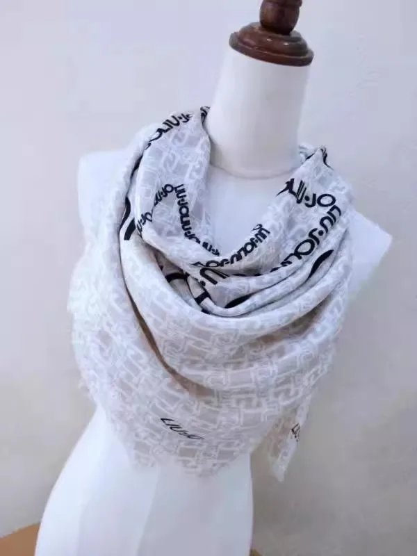 liu.LO Spring, summer, autumn and winter scarf holiday shawl scarf sun protection and warmth