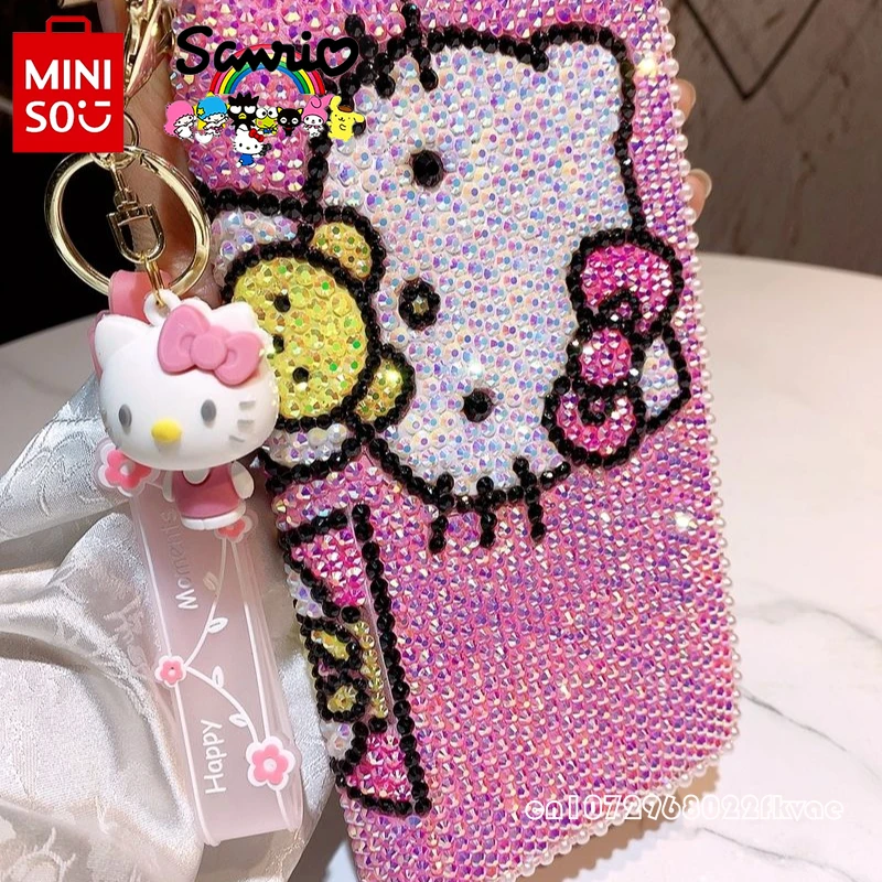 MINISO Hello Kitty ใหม่กระเป๋าสตางค์ผู้หญิงแฟชั่นคุณภาพสูงฝังเพชร Multi Card Storage กระเป๋าการ์ตูนกระเป๋าสตางค์อเนกประสงค์