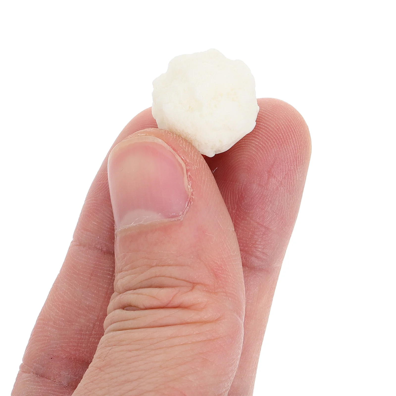 4Pcs Miniature Arctic Figures Micro Decorations for DIY Winter Scenes Tiny Resin Statues Mini Statues