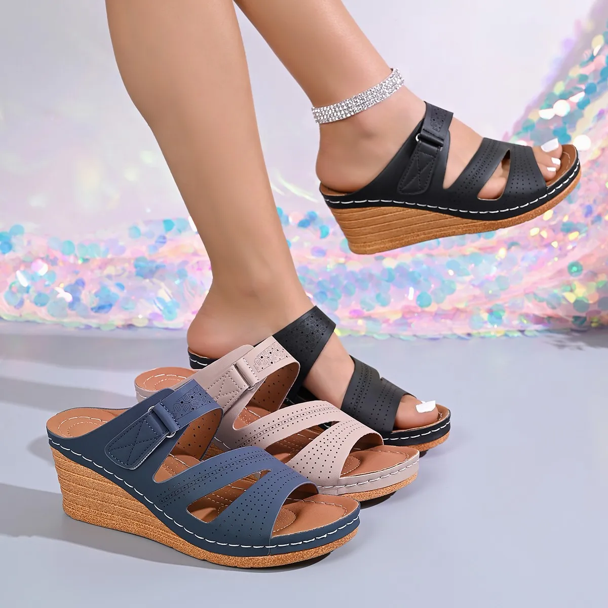 

Новые летние легкие ажурные сандалии на высоком каблуке 2026 года, женские удобные повседневные модные туфли-слингбэки с открытым носком на массивной подошве